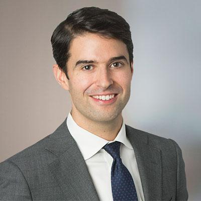 Simon Sharpe headshot